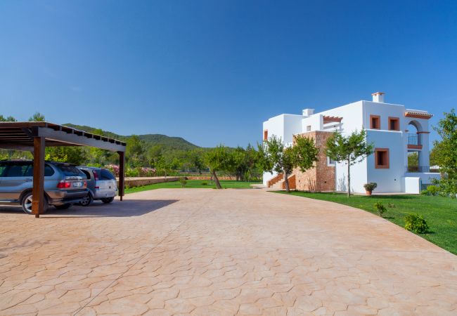 Villa en San Rafael de Sa Creu/ Sant Rafael de Sa Creu - VILLA BENIMUSA