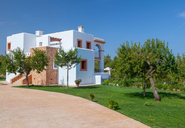 Villa en San Rafael de Sa Creu/ Sant Rafael de Sa Creu - VILLA BENIMUSA